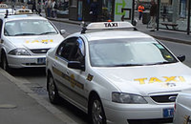 Sydney Taxi Plate